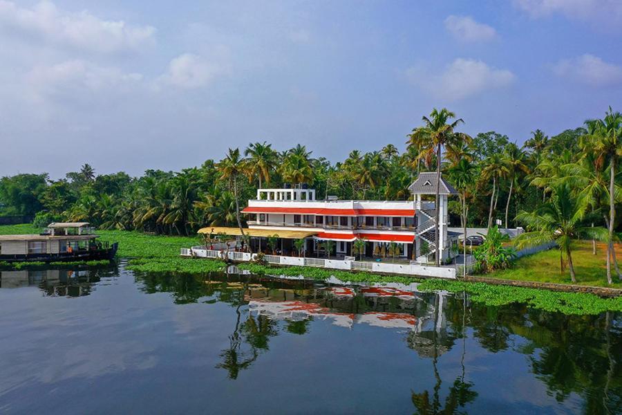 Vembanad Village Backwater Resort Alappuzha Екстер'єр фото