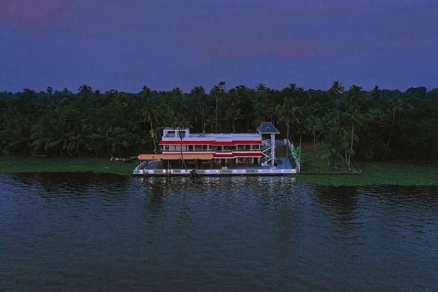 Vembanad Village Backwater Resort Alappuzha Екстер'єр фото