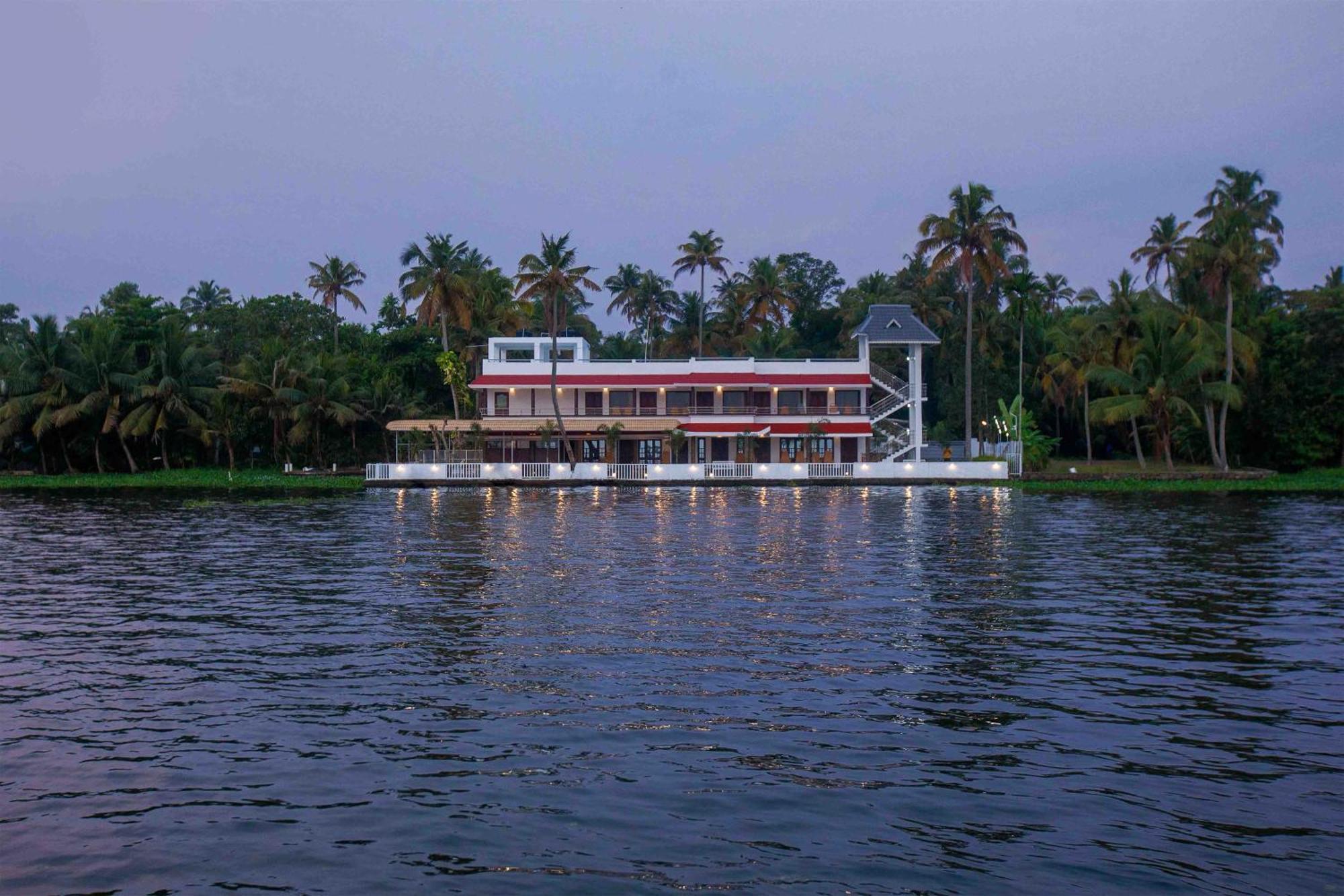 Vembanad Village Backwater Resort Alappuzha Екстер'єр фото