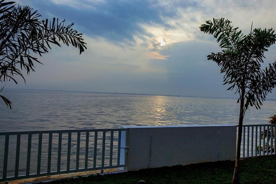 Vembanad Village Backwater Resort Alappuzha Екстер'єр фото